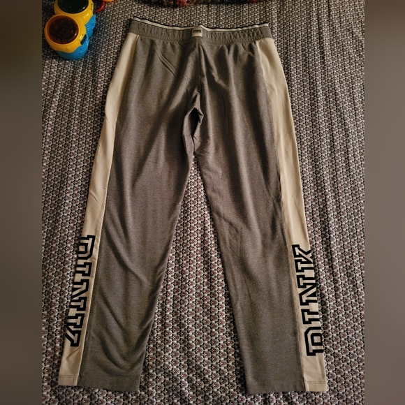 Vs pink sweatpants size large. - Picture 10 of 11